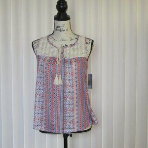 No Boundaries Medium Sleeveless Top